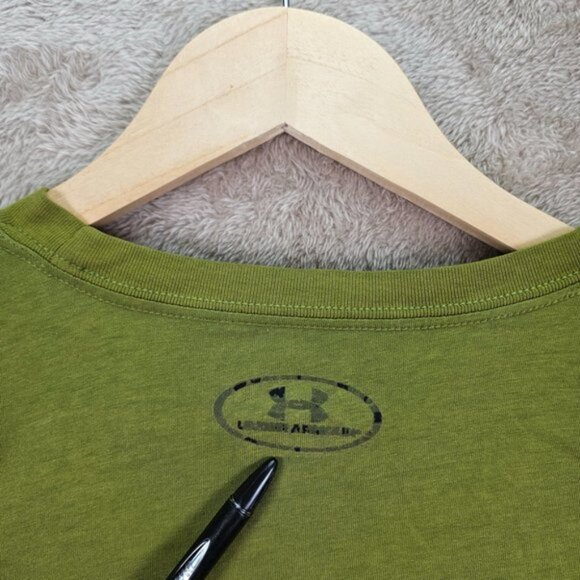 Under Armour Mens T-Shirt Size L Green Camo Graphic Charged Hunting Short Sleeve - Picture 3 of 10